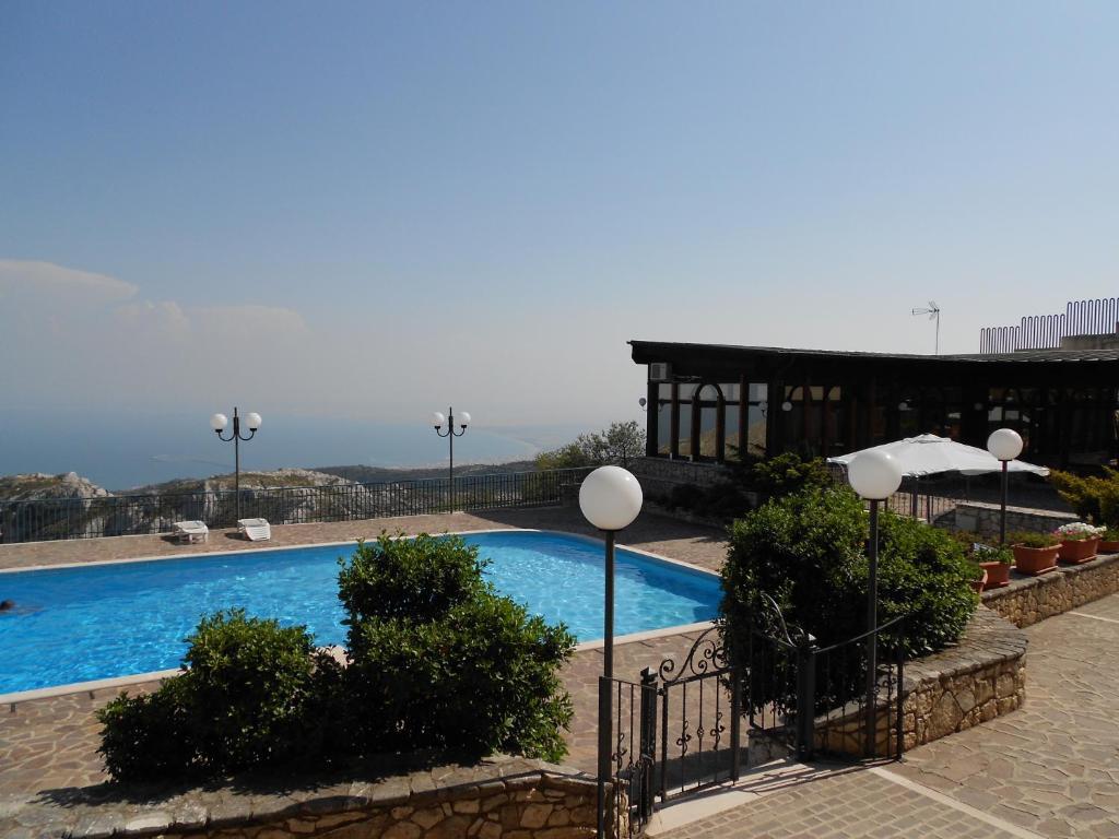 Hotel Santangelo Monte SantʼAngelo Exterior foto