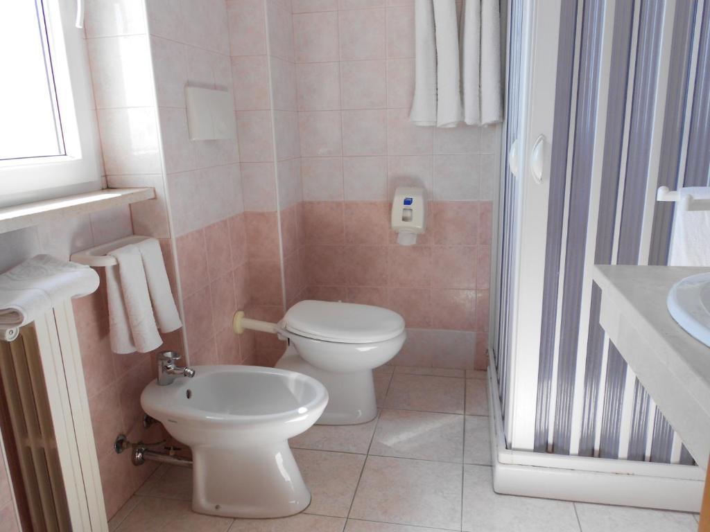 Hotel Santangelo Monte SantʼAngelo Zimmer foto