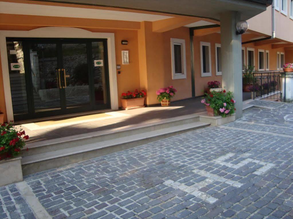 Hotel Santangelo Monte SantʼAngelo Exterior foto